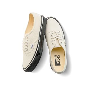 LX AUTHENTIC 44男女帆布鞋